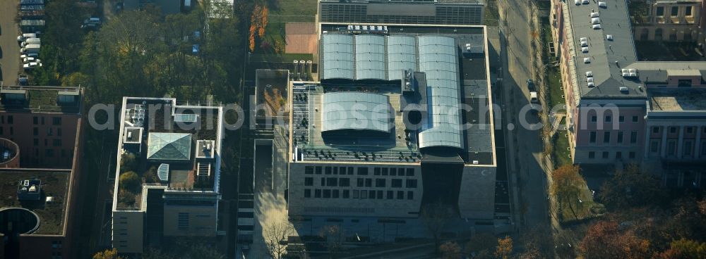 Aerial image Berlin - Building lot for Turkish Embassy in embassy quarter at Tiergartenstrasse in district Tiergarten in Berlin. With the new modern building, Turkey gets back its old location, which the embassy had from 1918 until 1945