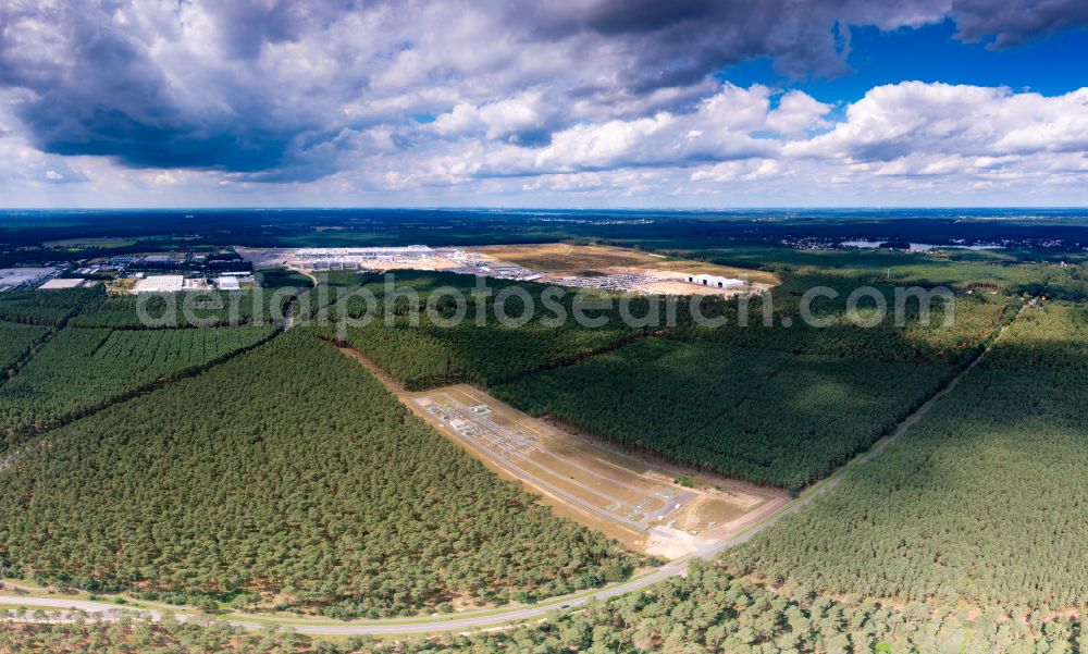 Aerial photograph Freienbrink - Construction site area for the new construction of the substation for voltage conversion and electrical power supply of the Umspannwerk Freienbrink at the Tesla Gigafactory in Freienbrink in the state Brandenburg, Germany