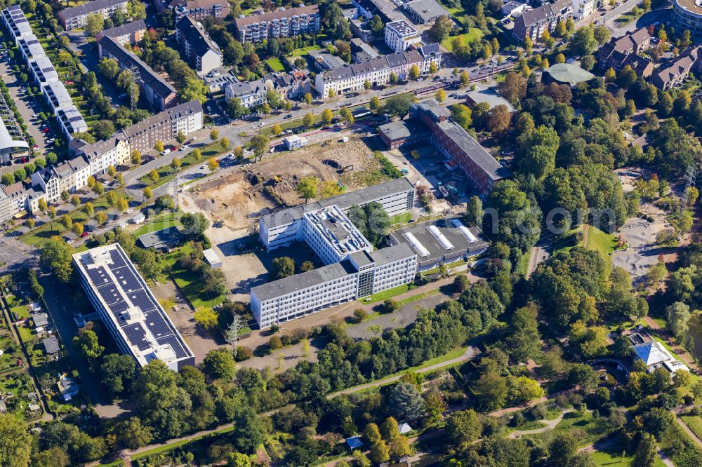 Aerial image Düsseldorf - Additional new building construction site of the Joseph-Beuys-Campus-Gesamtschule on the building complex at Siegburger Strasse in Duesseldorf Rheinland in the federal state of North Rhine-Westphalia, Germany