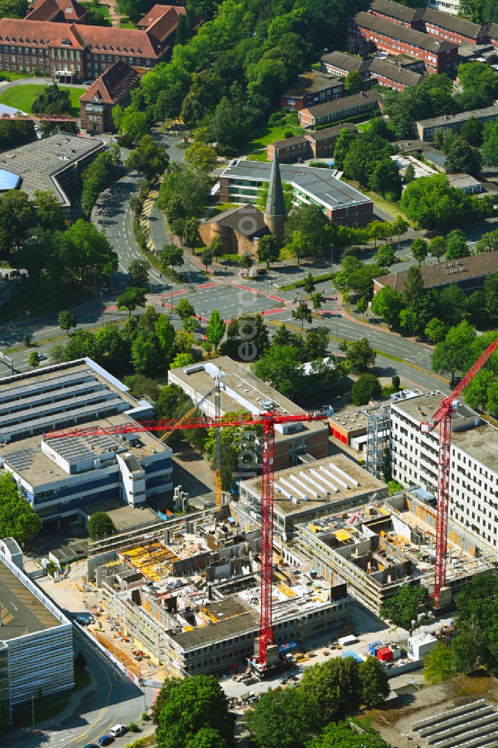 Aerial image Münster - Complementary new construction site on the campus-university building complex of Universitaet on street Corrensstrasse - Domagkstrasse - Wilhelm-Klemm-Strasse in Muenster in the state North Rhine-Westphalia, Germany