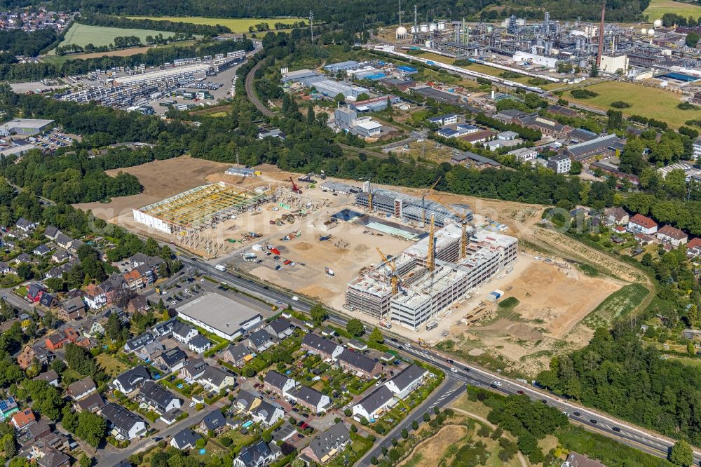 Aerial photograph Moers - New construction of the company administration building of EDEKA Handelsgesellschaft Rhein-Ruhr mbH on Rheinberger Strasse in the district Repelen in Moers in the state North Rhine-Westphalia, Germany