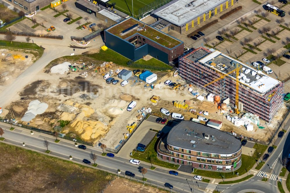 Aerial image Dortmund - New construction of the company administration building of Geschaeftsstelle Sport of the Borussia Dortmund GmbH & Co. KGaA between Adi-Preissler-Allee and Saint-Barbara-Allee in the district Brackeler Feld in Dortmund in the state North Rhine-Westphalia, Germany