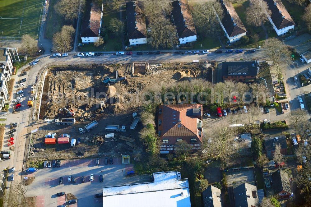 Hamburg from the bird's eye view: New construction of the company administration building of Ppw Polyplan factoryzeuge GmbH on Riekbornweg in the district Schnelsen in Hamburg, Germany