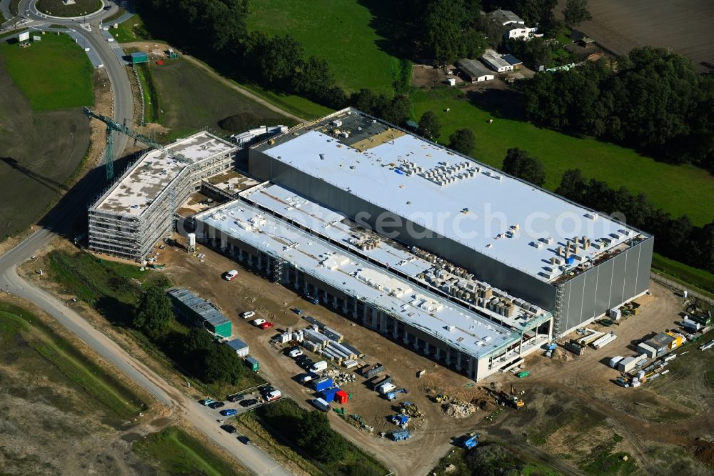 Aerial image Hamburg - New construction of the company administration building of SUND-Gruppe on Victoriaallee on Victoria Park in Hamburg, Germany