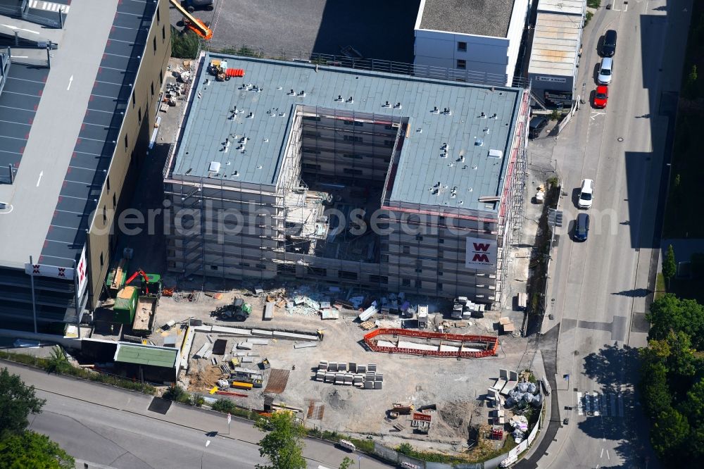 Stuttgart from the bird's eye view: New construction of the company administration building of WOLFF & MUeLLER Holding GmbH & Co. KG on Lorenzstrasse in Stuttgart in the state Baden-Wurttemberg, Germany