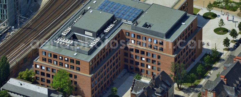 Aerial image Berlin Mitte - New pre-clinical and research building at the University Hospital Charité Campus Mitte (CCM) in the district of Mitte in Berlin