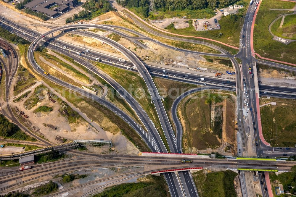 Aerial image Bochum - View of the new construction of the A 40 Westkreuz Bochum Stahlhausen in the state North-Rhine Westphalia