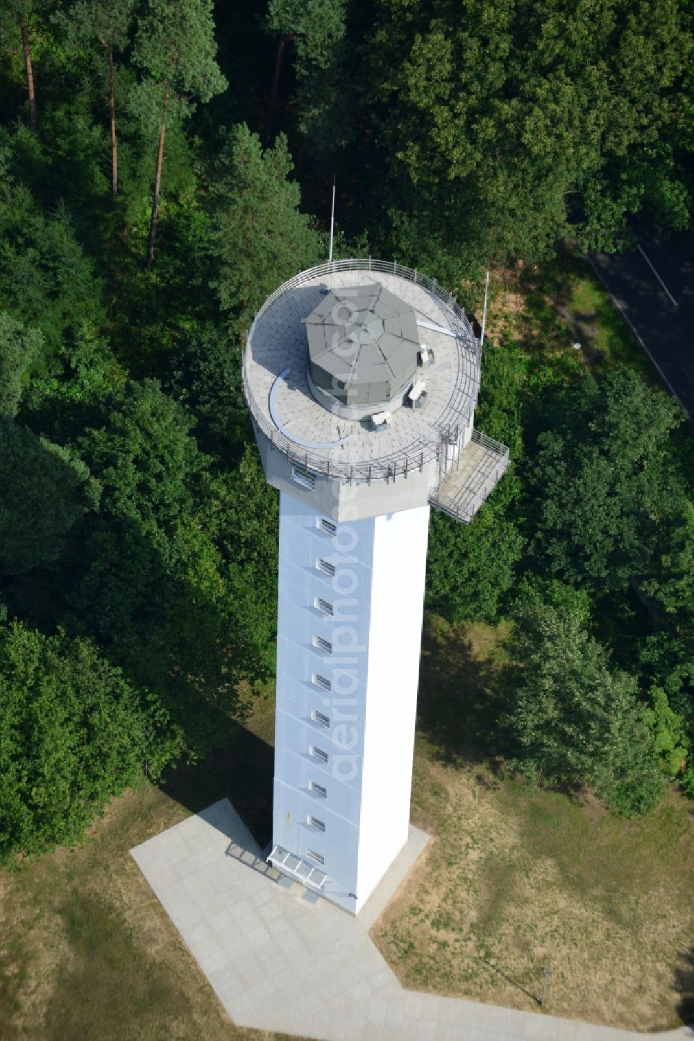 PRÖTZEL OT Heidekrug from the bird's eye view: Aereal of weather radar tower operated by DWD in the grounds of the former barracks Heidekrug