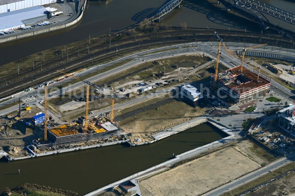 Aerial photograph Hamburg - New construction of a residential and commercial building of the building project FRANK in der HafenCity on Versmannstrasse in the district HafenCity in Hamburg, Germany