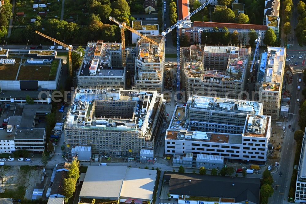 München from above - Construction site of new residential and commercial building Quarter DIE MACHEREI along the Berg-am-Laim-Strasse - Weihenstephaner Strasse in the district Berg am Laim in Munich in the state Bavaria, Germany