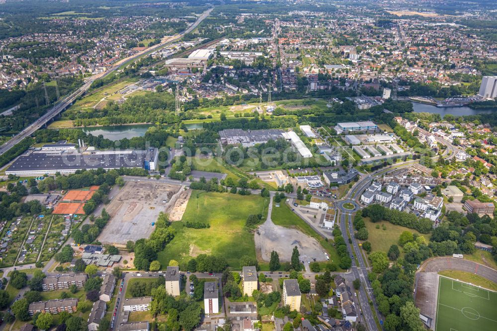 Herne from above - New residential and commercial building Quarter Quartier Kaiserstrasse on street Kaiserstrasse in Herne at Ruhrgebiet in the state North Rhine-Westphalia, Germany