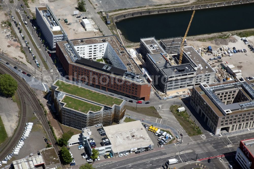 Mainz from above - New residential and commercial building Quarter on Inge-Reitz-Strasse at Zollhafen in the district Neustadt in Mainz in the state Rhineland-Palatinate, Germany