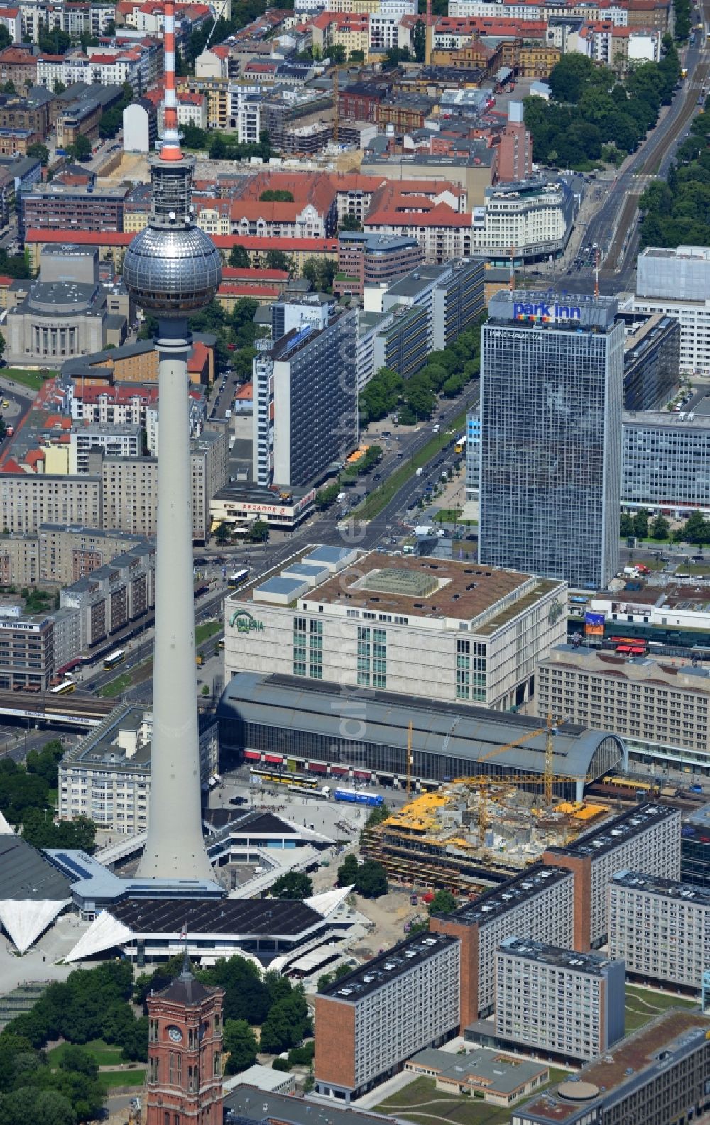 Aerial photograph Berlin - See also the Construction site at the new construction of the residential and commercial building Alea 101 at Alexanderplatz in the district Mitte in Berlin