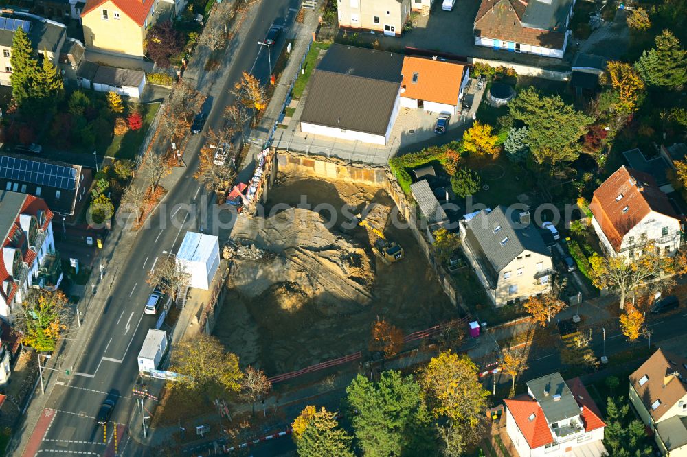 Aerial photograph Berlin - Construction site for the new residential and commercial building on street Heinrich-Grueber-Strasse Ecke Bausdorfstrasse in the district Kaulsdorf in Berlin, Germany