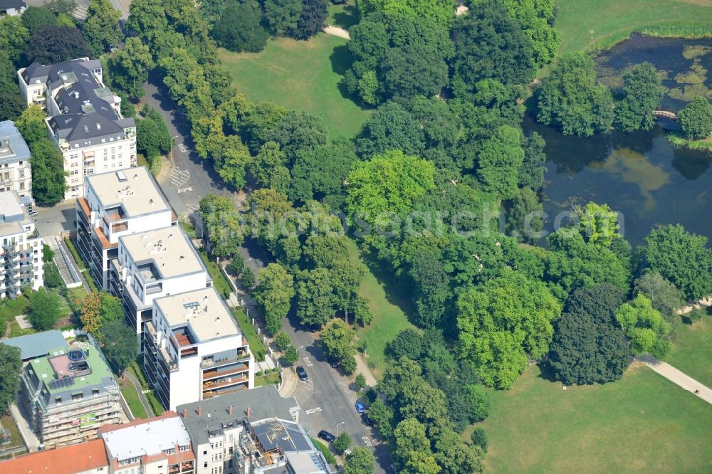 Aerial photograph Leipzig - New construction condominium with modern townhouses and apartment buildings on the Clara Zetkin Park Leipzig in Saxony