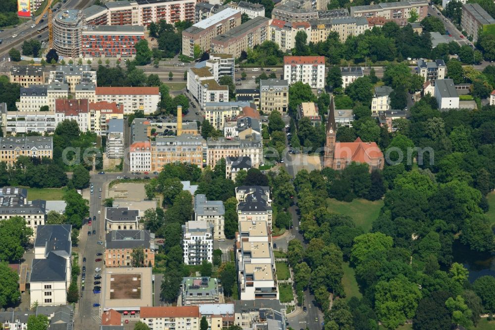 Aerial image Leipzig - New construction condominium with modern townhouses and apartment buildings on the Clara Zetkin Park Leipzig in Saxony