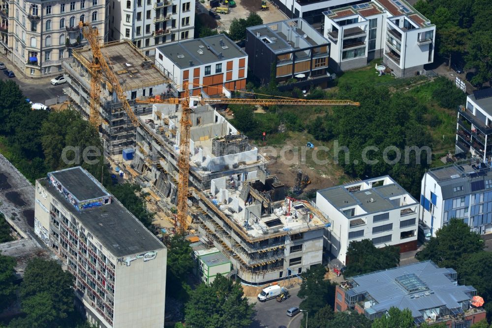 Aerial image Leipzig - New construction condominium with modern townhouses and apartment buildings on the Clara Zetkin Park Leipzig in Saxony