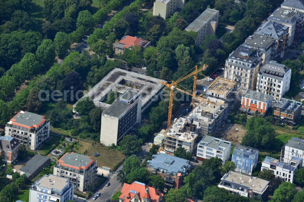 Leipzig from the bird's eye view: New construction condominium with modern townhouses and apartment buildings on the Clara Zetkin Park Leipzig in Saxony