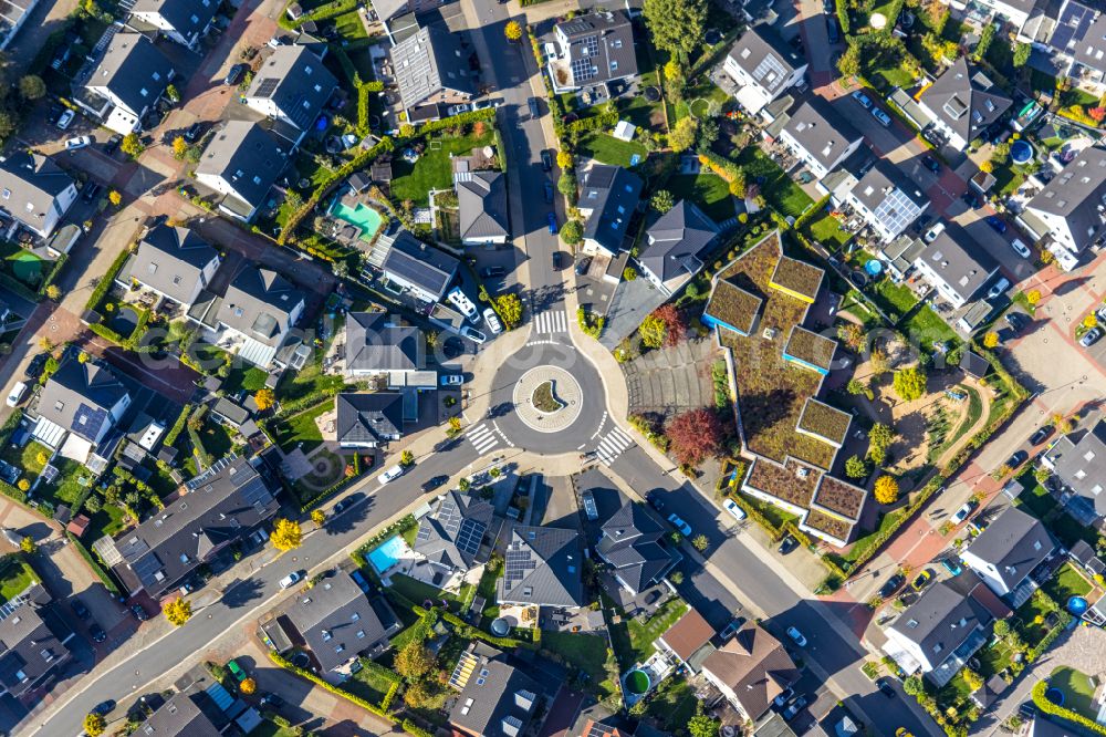 Aerial photograph Moers - Construction sites for new construction residential area of detached housing estate along Planetenstrasse in Moers in the state of North Rhine-Westphalia