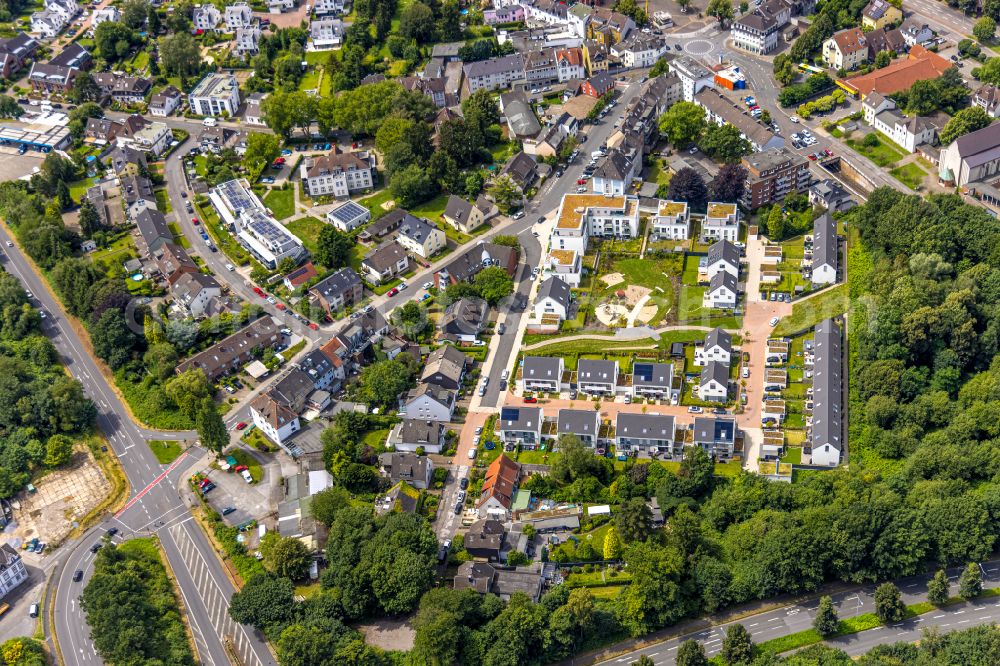 Mülheim an der Ruhr from above - Construction site of a new residential area of the terraced housing estate on Rudolf-Harbig-Strasse in Muelheim on the Ruhr in the state North Rhine-Westphalia, Germany