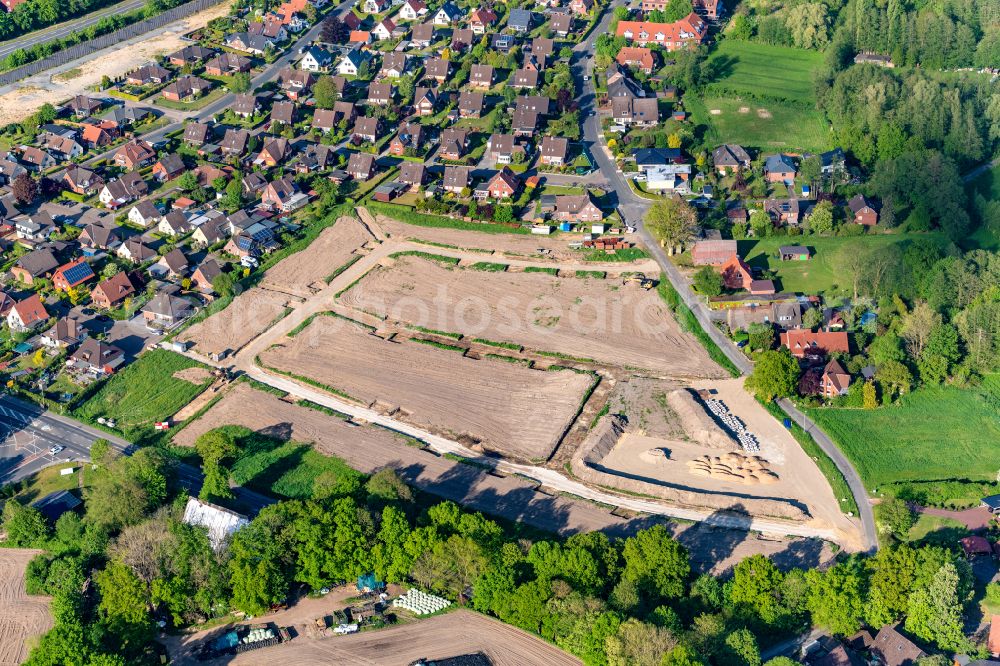 Stade from above - Construction site of a new residential area of the terraced housing estate Klarer Streck in the district Riensfoerde in Stade in the state Lower Saxony, Germany