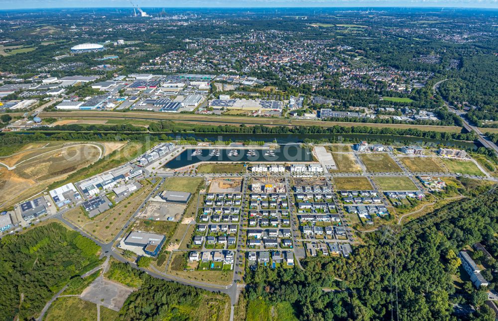 Gelsenkirchen from above - Site development area of the former Zeche Graf Bismarck - remodeling to new construction with residential neighborhoods on the Rhine-Herne Canal in Gelsenkirchen at Ruhrgebiet in North Rhine-Westphalia NRW