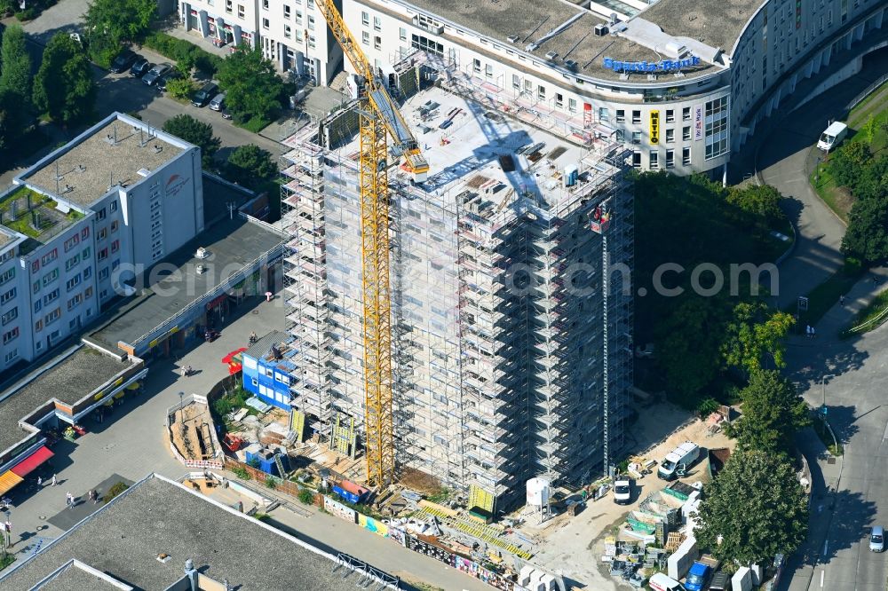 Berlin from the bird's eye view: Construction site for the multi-family residential building Mehrower Allee corner Sella-Hasse-Strasse in the district Marzahn in Berlin, Germany