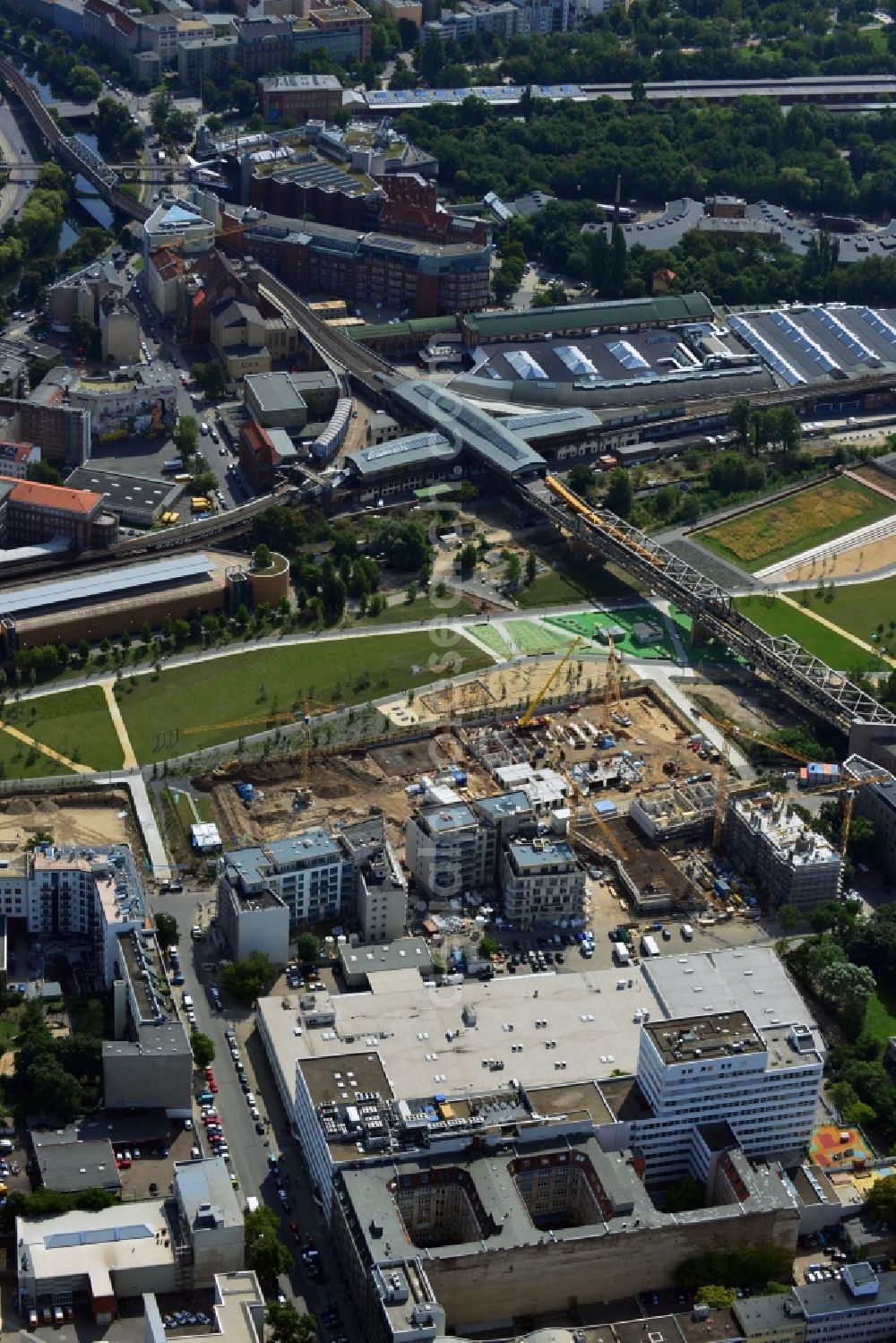 Berlin Kreuzberg from above - Construction of the residential project Flottwell Living on the Flottwell street in Berlin Kreuzberg