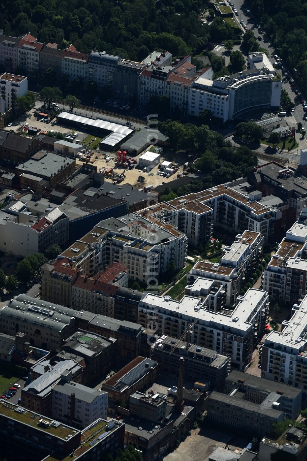 Aerial photograph Berlin - Site for the new building of the residential district La Vie in Berlin Prenzlauer Berg