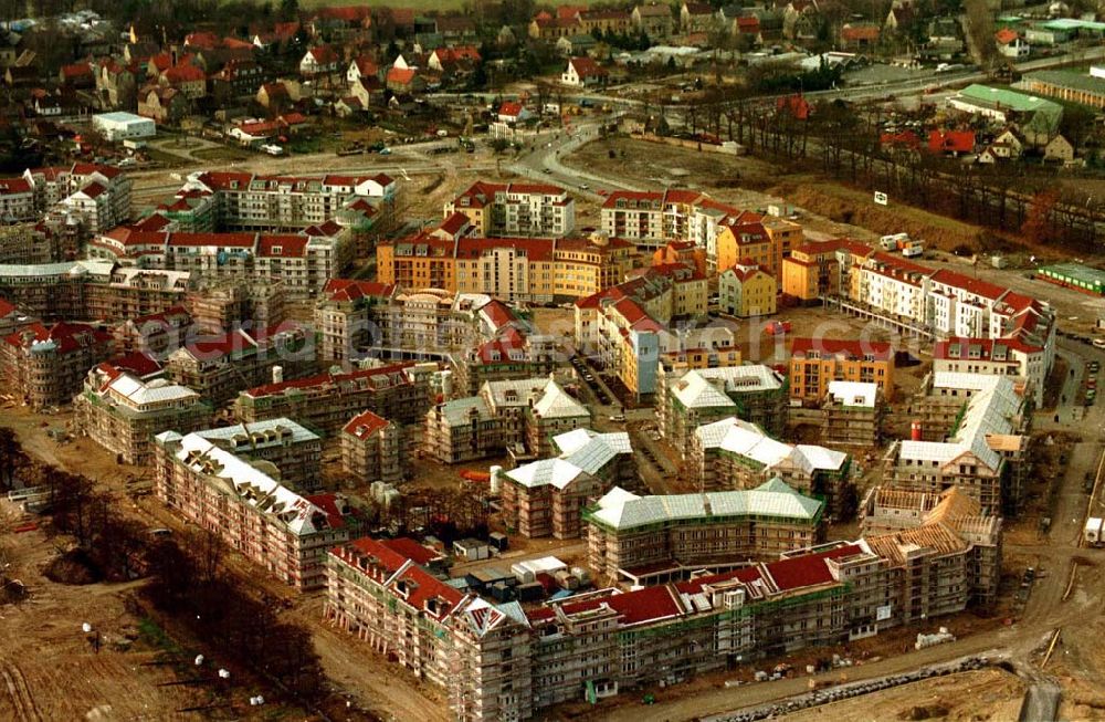 Potsdam from above - 02.1995 Neubau einer Wohnsidlung am Kirchsteigfeld in Potsdam - Drehwitz