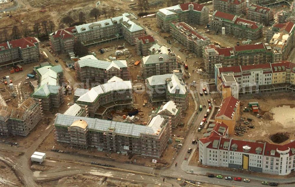 Aerial image Potsdam - 02.1995 Neubau einer Wohnsidlung am Kirchsteigfeld in Potsdam - Drehwitz