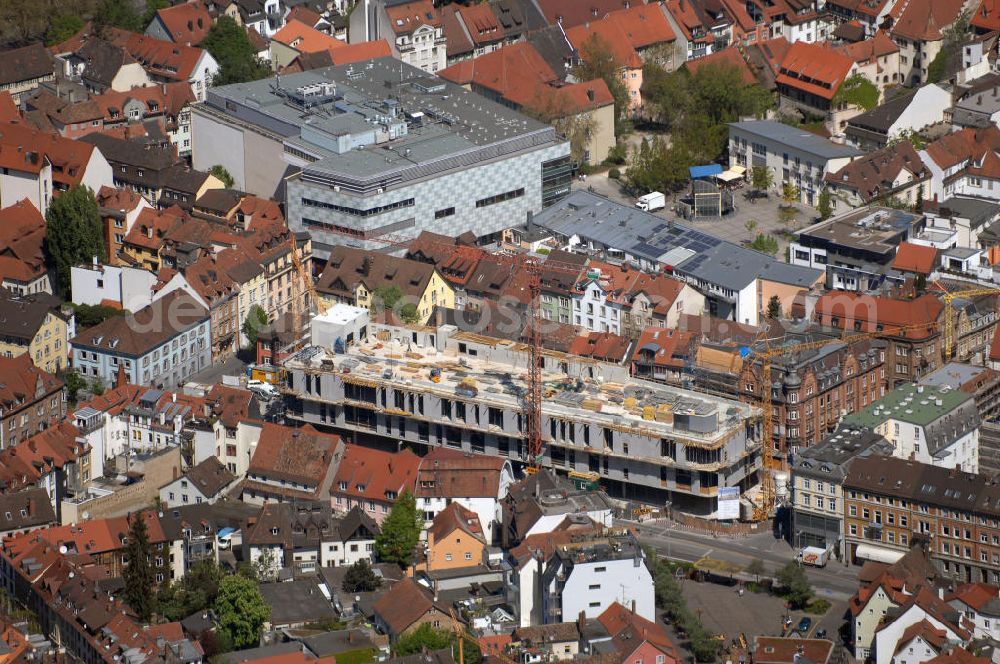 Konstanz from the bird's eye view: Blick auf den Neubau zwei weiterer Geschäftshäuser in der Bodanstrasse und Rosgartenstrasse. Eröffnung war im zweiten Halbjahr 2008. Es entstand unter der Regie der DGAG Shopping Immobilien GmbH, einem Unternehmen der Pirelli & C. Real Estate Deutschland GmbH. Hauptgeschäfte sind C&A, Deichmann und Edeka. Kontakt: DGAG Shopping Immobilien GmbH, Bodanstr. 1, 78462 Konstanz, Tel. +49(0)7531 6913360