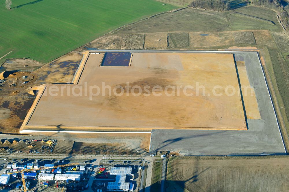 Aerial photograph Dresden - New construction site of the production halls of the factory premises of a semiconductor and chip factory of the ESMC - European Semiconductor Manufacturing Company on Knappsdorfer Strasse in the district of Klotzsche in Dresden in the federal state of Saxony, Germany