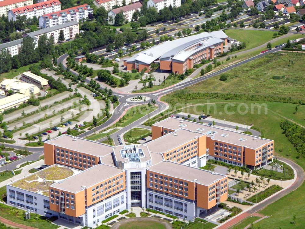 Aerial photograph Bad Salzungen / Thüringen - Neubauklinik am südwestlichen Stadtrand von Bad Salzungen. Klinikum Bad Salzungen gGmbH Lindigalle 3, 36433 Bad Salzungen Telefonnummer: +49 3695 64 0 Faxnummer: +49 3695 64 1002