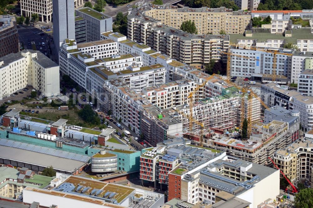 Aerial image Berlin - Construction of multi-dwelling new building with condominiums Berlin Neue Mitte in Berlin-Mitte. A project of the Baywobau Baubetreuung GmbH