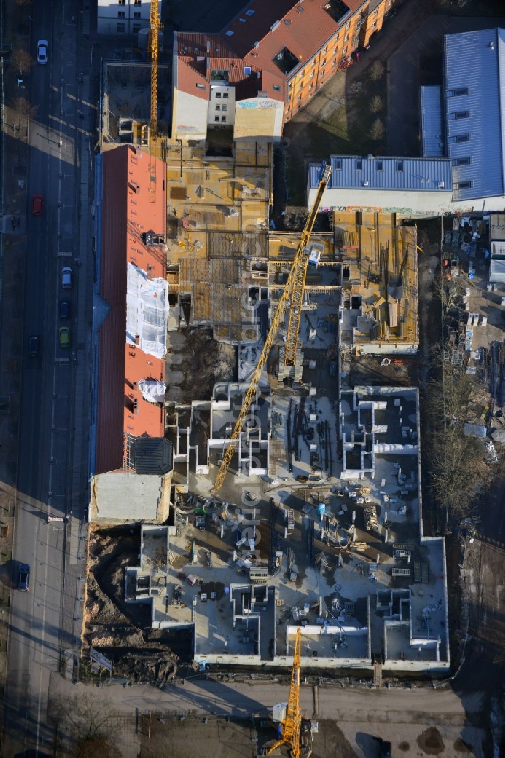 Potsdam from the bird's eye view: View of the new construction project Brockessches Palais in Potsdam in the state Brandenburg