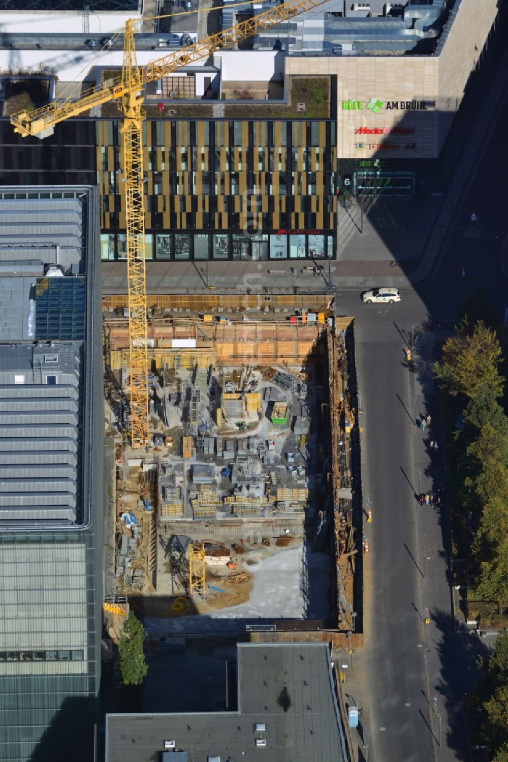 Leipzig from the bird's eye view: View of the new construction project Ibis-Hotel am Bildermuseum in Leipzig in the state Saxony