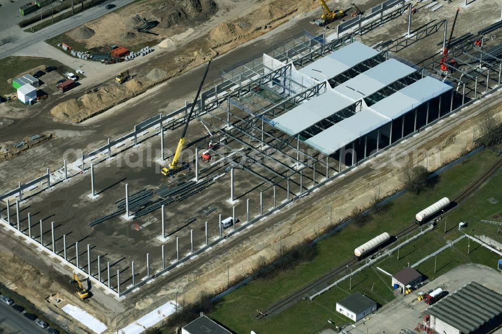 Hoppegarten from above - Construction site with piling works for the foundation slab of a new building einer Logistikhalle der Hoppegarten Park Property GmbH & Co.KG an der Industriestrasse in Hoppegarten in the state Brandenburg