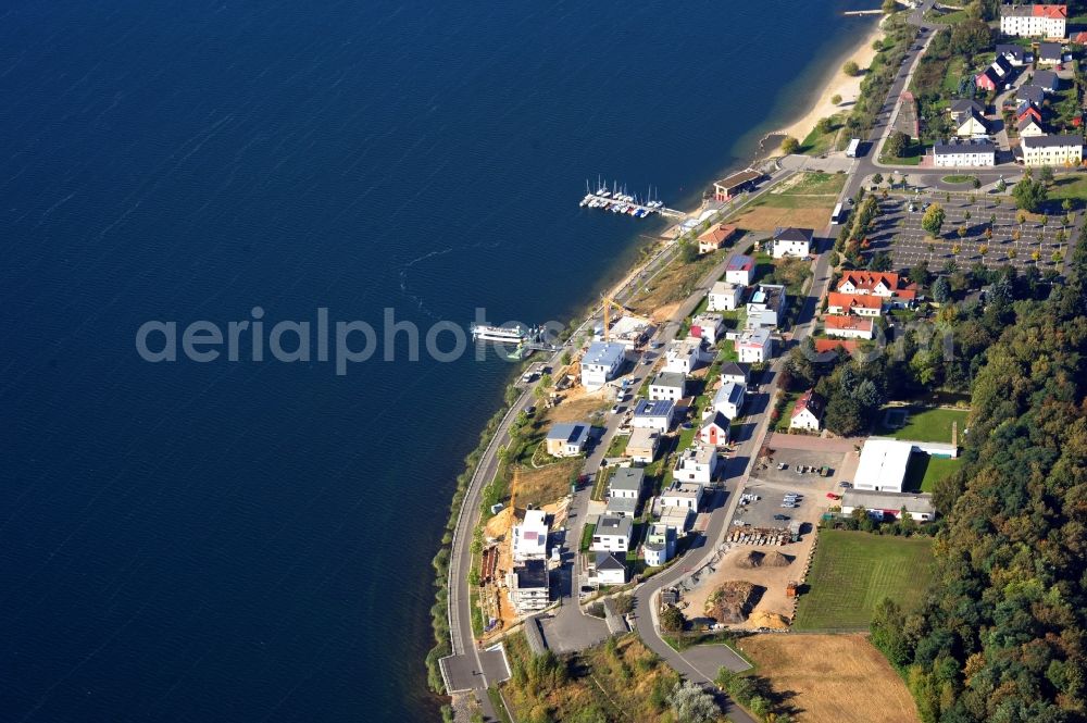 Markkleeberg from the bird's eye view: View of new houses at the land restoration area Markkleeberger See between the streets Seeblick and Auenhainer Strasse