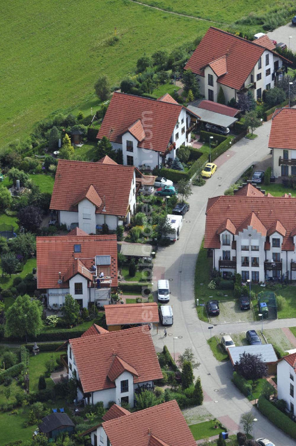 Bernau from above - Look at the new houses of the colony An den Schäferpfuhlen in Ladeburg of the town of Bernau