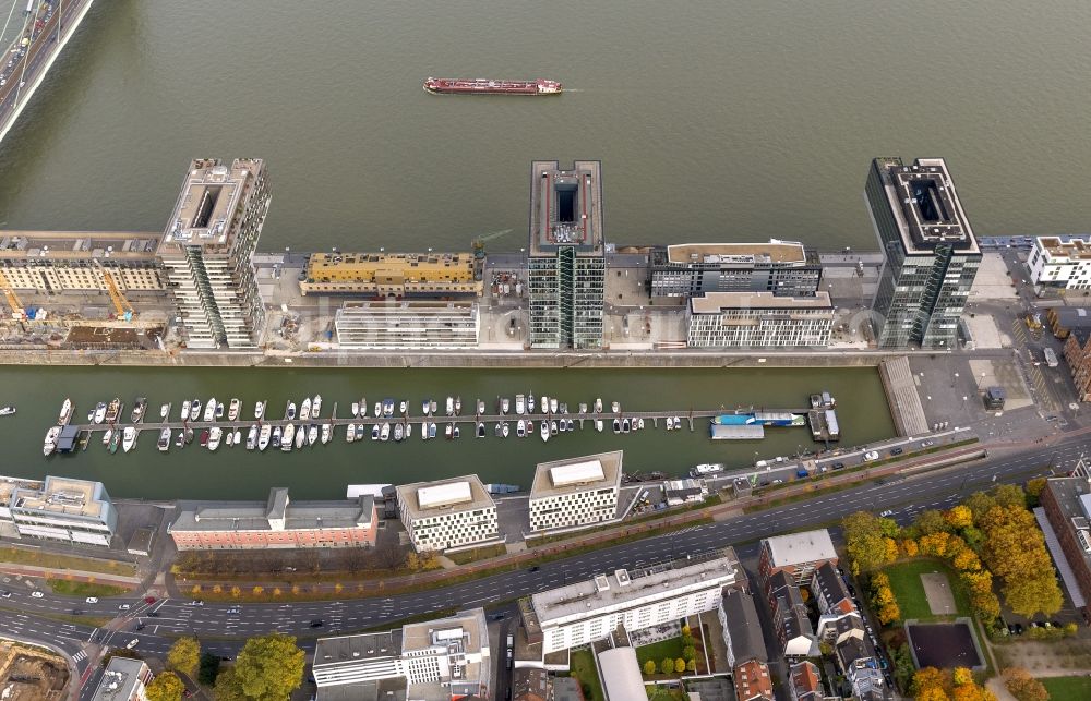 Köln from the bird's eye view: New construction of houses on the crane Rheinauhafen on the banks of the Rhine in Cologne in North Rhine-Westphalia