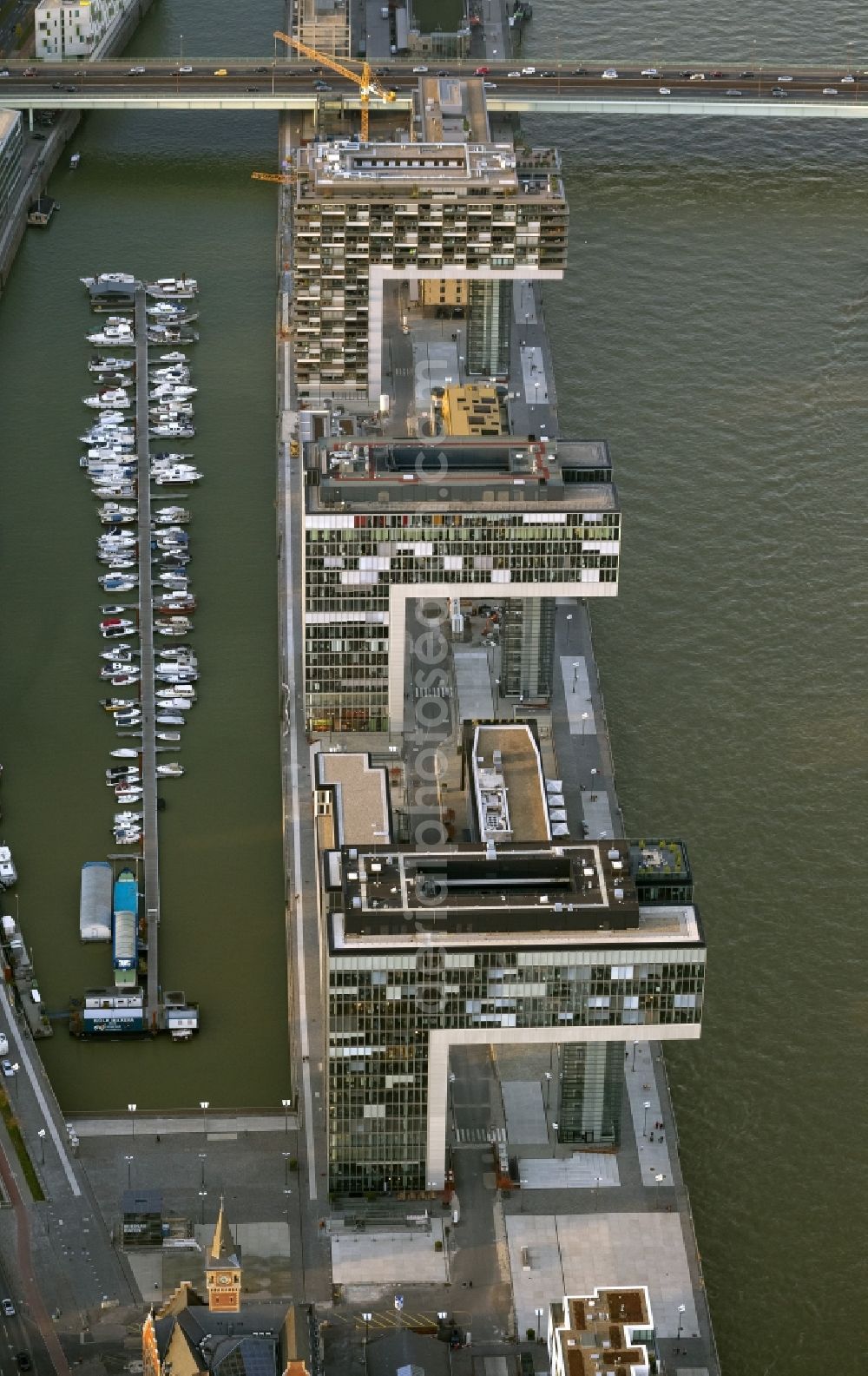 Aerial image Köln - New construction of houses on the crane Rheinauhafen on the banks of the Rhine in Cologne in North Rhine-Westphalia