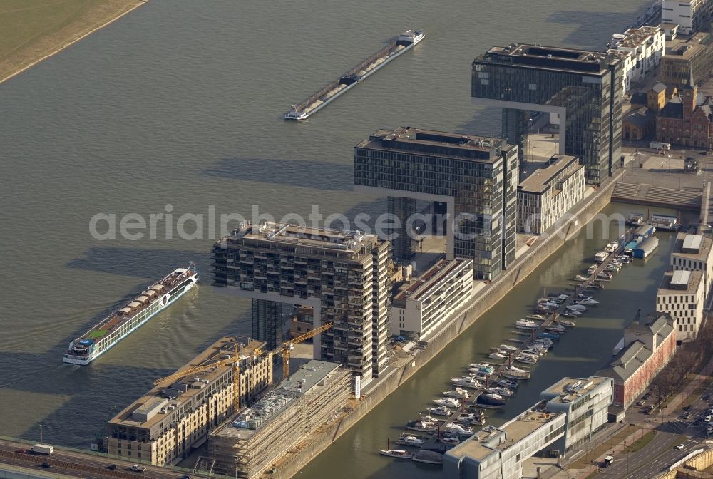 Köln from the bird's eye view: New construction of houses on the crane Rheinauhafen on the banks of the Rhine in Cologne in North Rhine-Westphalia