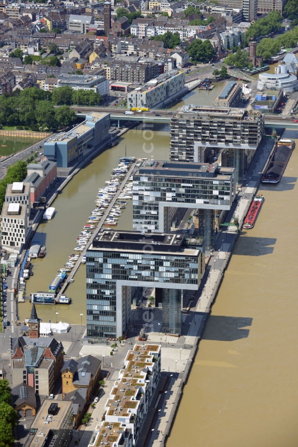 Aerial image Köln - New construction of houses on the crane Rheinauhafen on the banks of the Rhine in Cologne in North Rhine-Westphalia