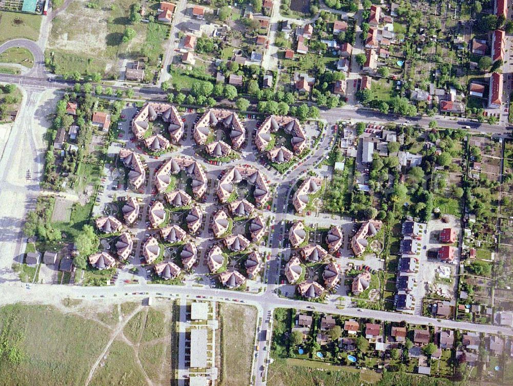 Aerial photograph Nauen - Neubauwohngebiet in Nauen / BRB.