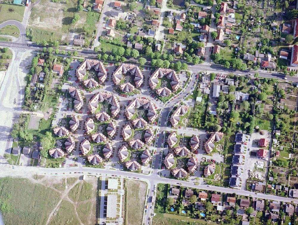 Nauen from above - Neubauwohngebiet in Nauen / BRB.