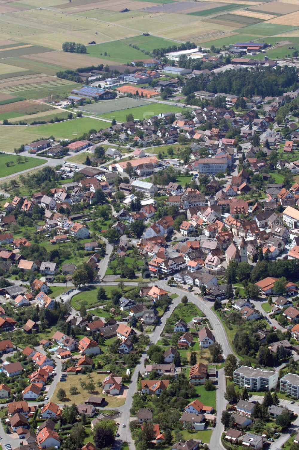 Neubulach from above - Neubulach mit Stadtkirche. Dieser Luftkurort kiegt im Nordschwarzwald und ist der erste Ort in Deutschland mit staatlich anerkanntem Heilstollen-Kurbetrieb.