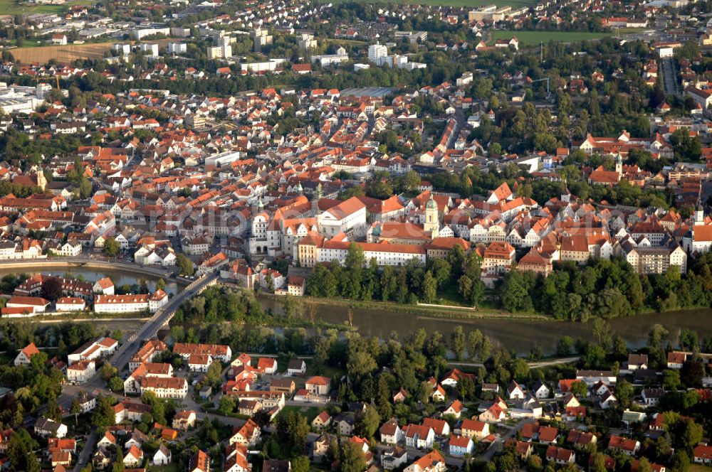 Aerial image Neuburg an der Donau - Blick auf die Stadt mit dem Schloss und der Leopoldineninsel. Kontakt: Stadt Neuburg an der Donau, Postfach 1740; 86622 Neuburg an der Donau, Tel. 08431 55-0, Fax 08431 55-329, E-Mail stadt@neuburg-donau.de,