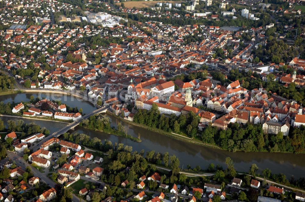 Aerial photograph Neuburg an der Donau - Blick auf die Stadt mit dem Schloss und der Leopoldineninsel. Kontakt: Stadt Neuburg an der Donau, Postfach 1740; 86622 Neuburg an der Donau, Tel. 08431 55-0, Fax 08431 55-329, E-Mail stadt@neuburg-donau.de,