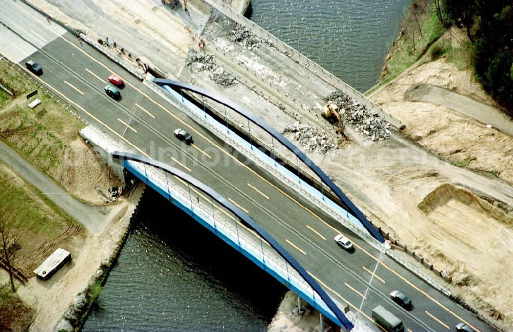 Aerial photograph Drewitz - Neue Autobahnbrücke über den Teltowkanal.